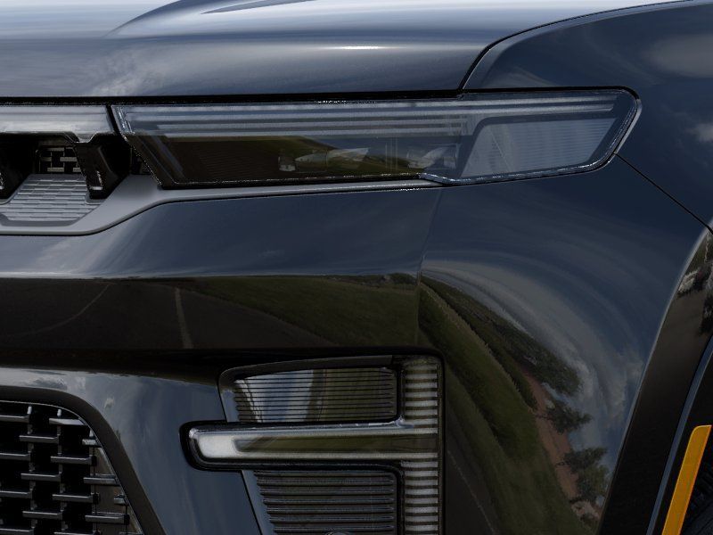 Thumbnail: 2026 Jeep Grand Wagoneer - 17