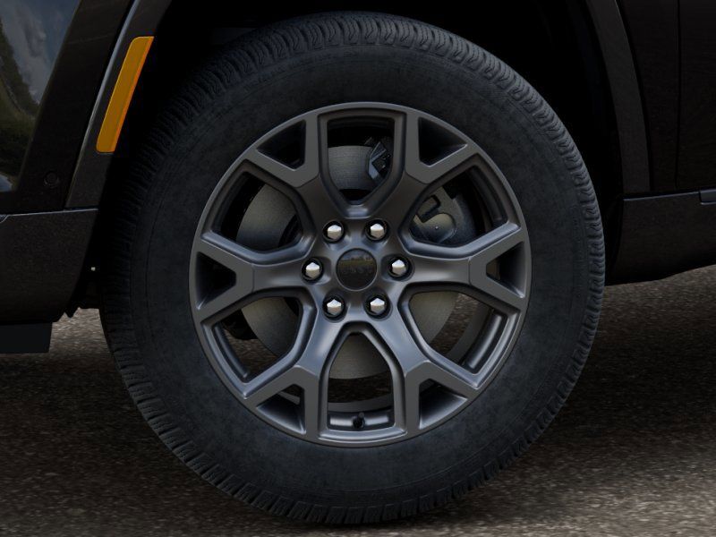 Thumbnail: 2026 Jeep Grand Wagoneer - 5