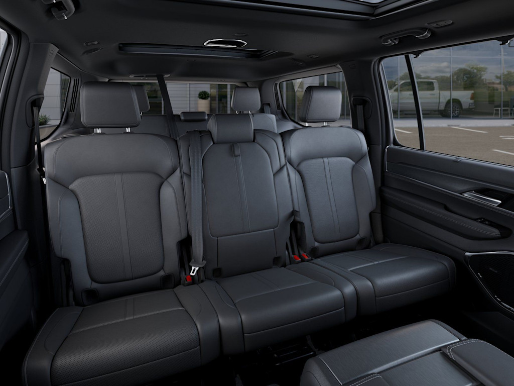 Thumbnail: 2026 Jeep Grand Wagoneer - 10