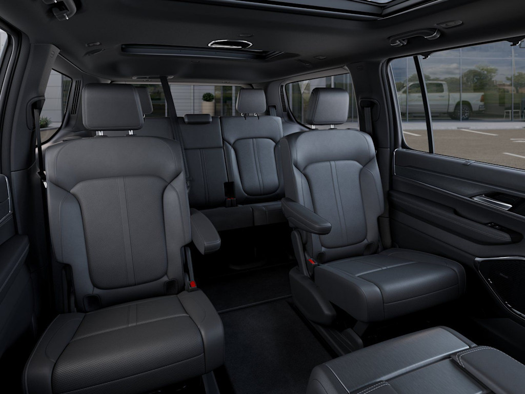 Thumbnail: 2026 Jeep Grand Wagoneer - 10