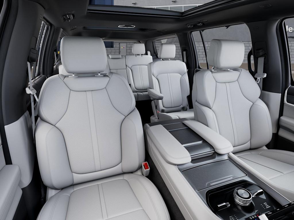 Thumbnail: 2026 Jeep Grand Wagoneer - 7