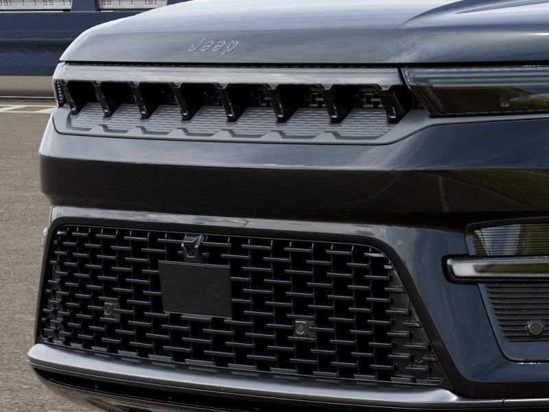 Thumbnail: 2026 Jeep Grand Wagoneer - 12