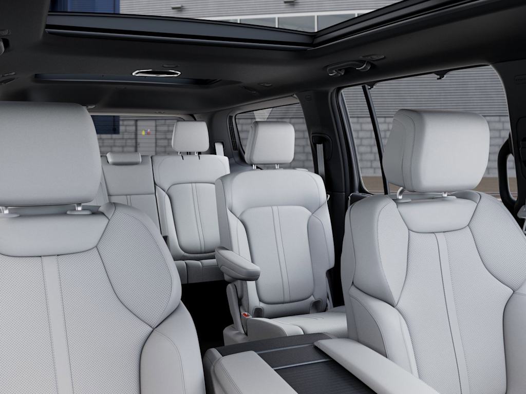 Thumbnail: 2026 Jeep Grand Wagoneer - 26