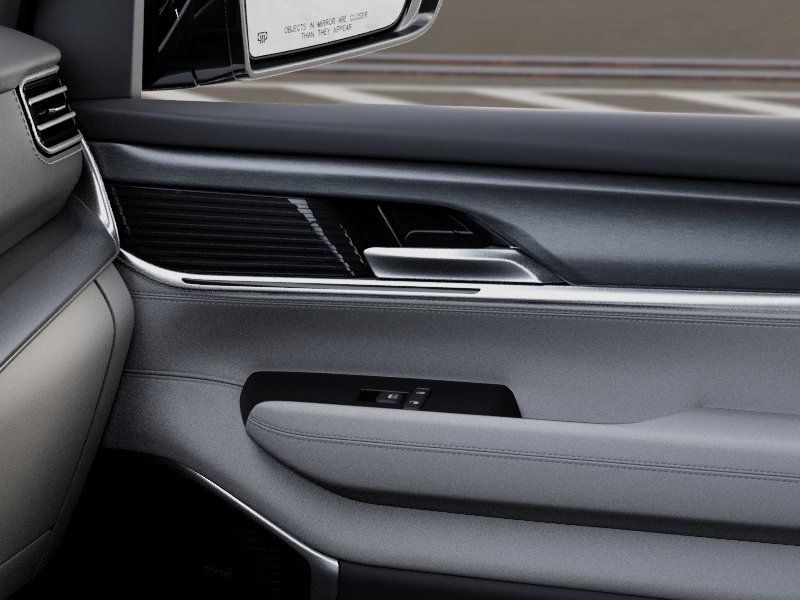 Thumbnail: 2026 Jeep Grand Wagoneer - 25