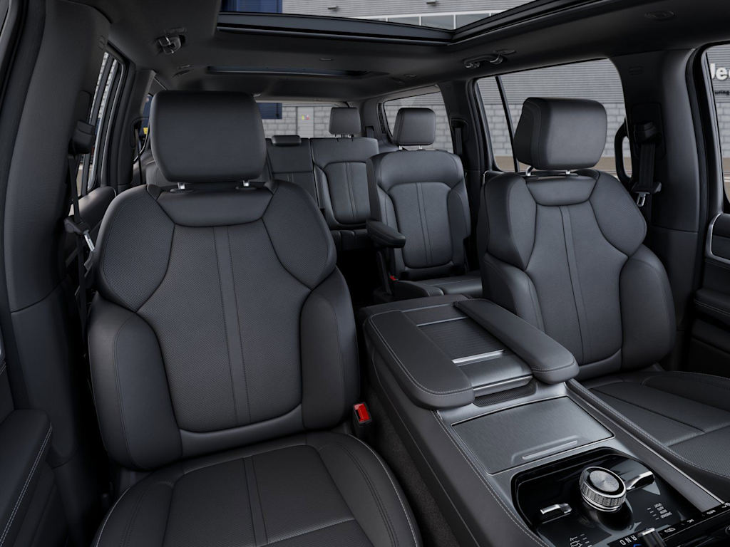 Thumbnail: 2025 Jeep Wagoneer - 9
