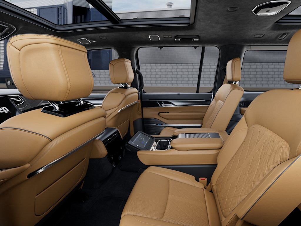 Thumbnail: 2026 Jeep Grand Wagoneer - 24