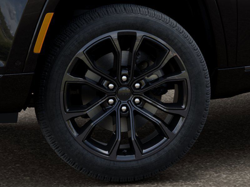 Thumbnail: 2026 Jeep Grand Wagoneer - 6