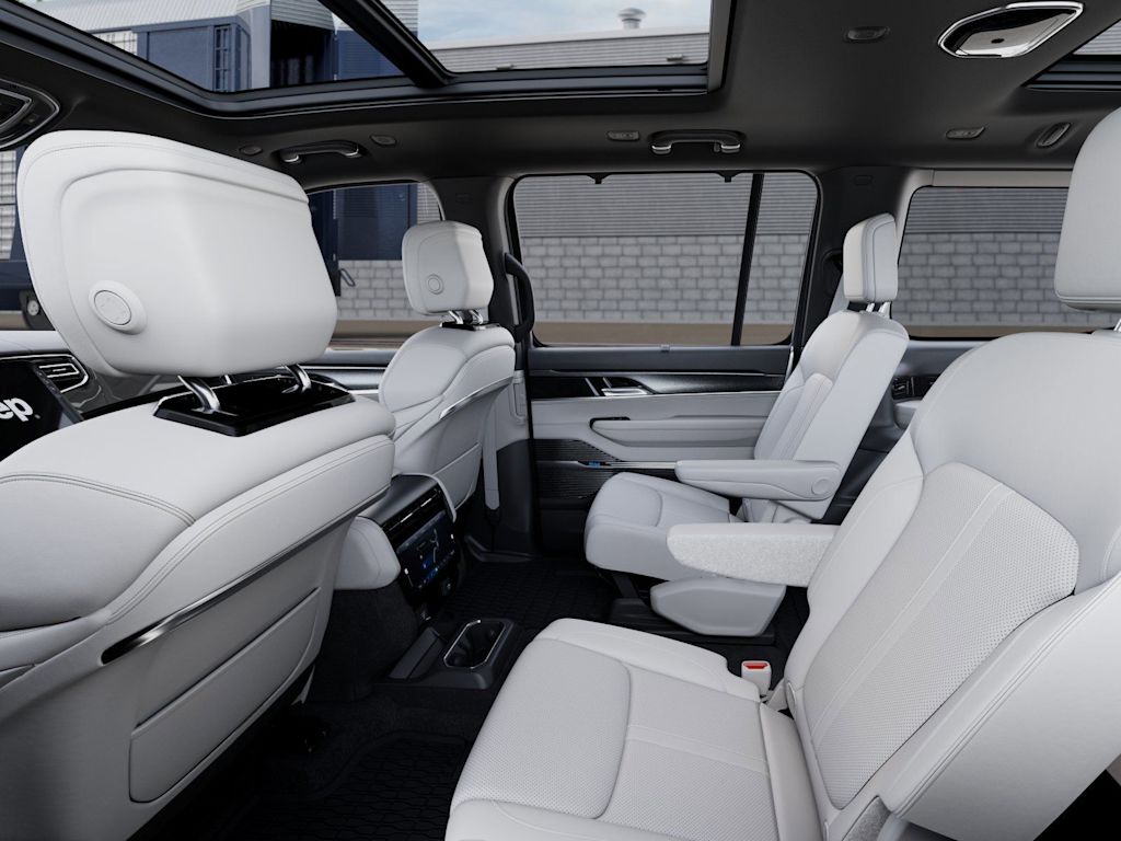 Thumbnail: 2026 Jeep Grand Wagoneer - 9