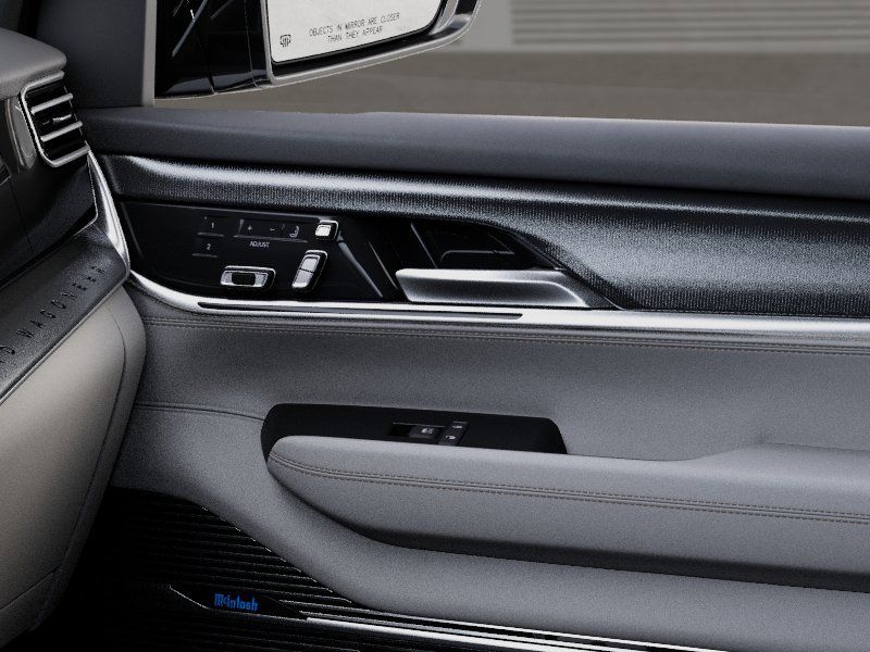 Thumbnail: 2026 Jeep Grand Wagoneer - 25