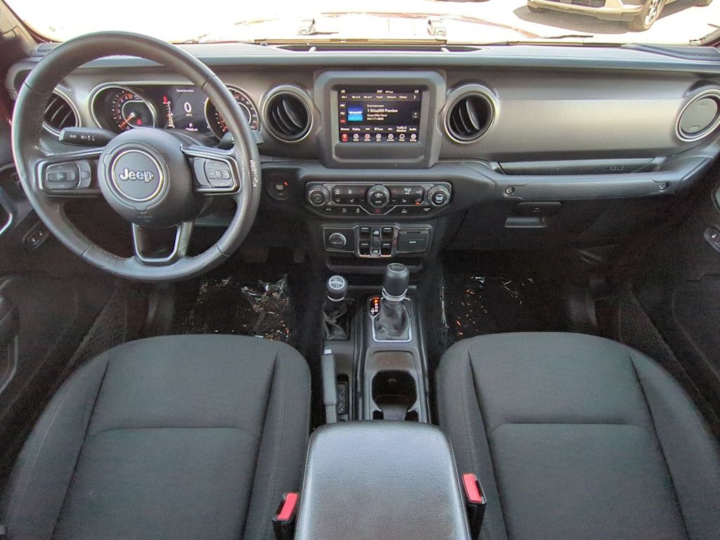 Thumbnail: 2021 Jeep Gladiator - 10