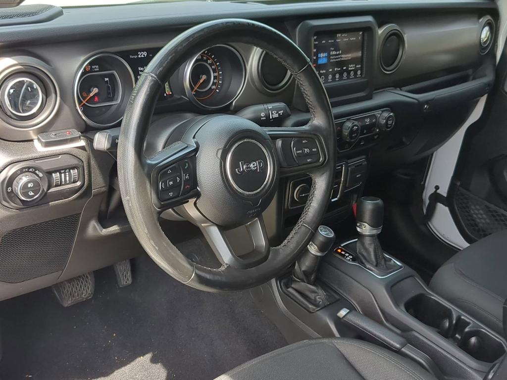 Thumbnail: 2021 Jeep Gladiator - 2