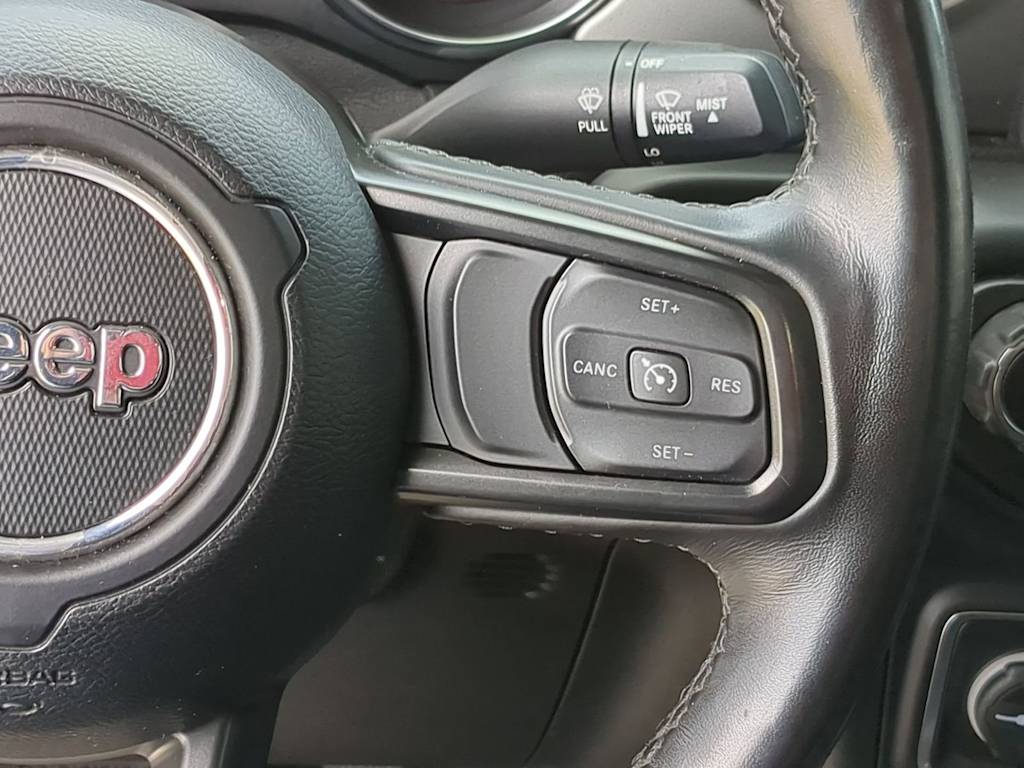 Thumbnail: 2021 Jeep Gladiator - 29