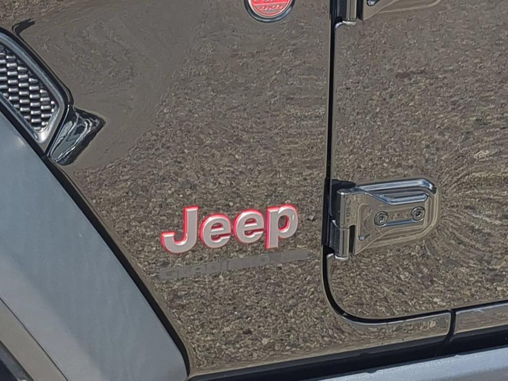 Thumbnail: 2023 Jeep Gladiator - 7