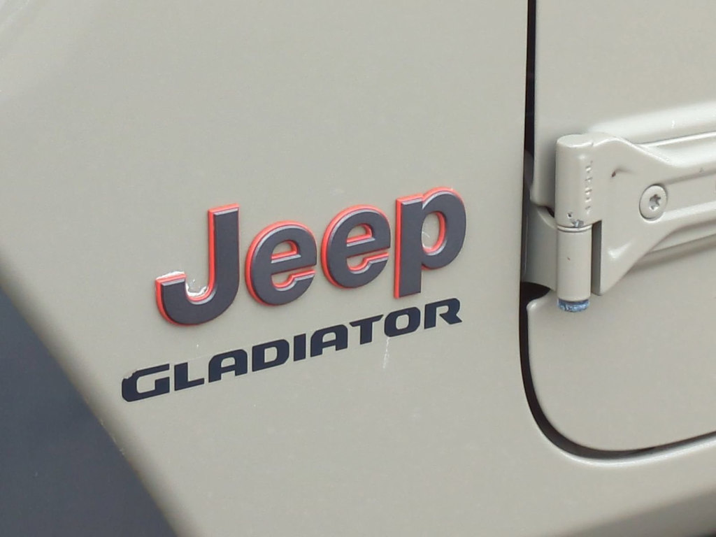 Thumbnail: 2022 Jeep Gladiator - 7