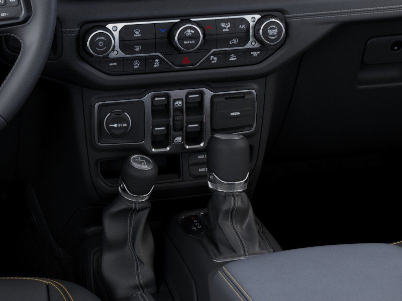 Thumbnail: 2026 Jeep Gladiator - 12