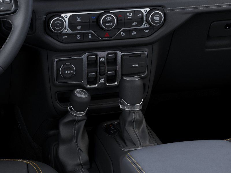 Thumbnail: 2026 Jeep Gladiator - 13