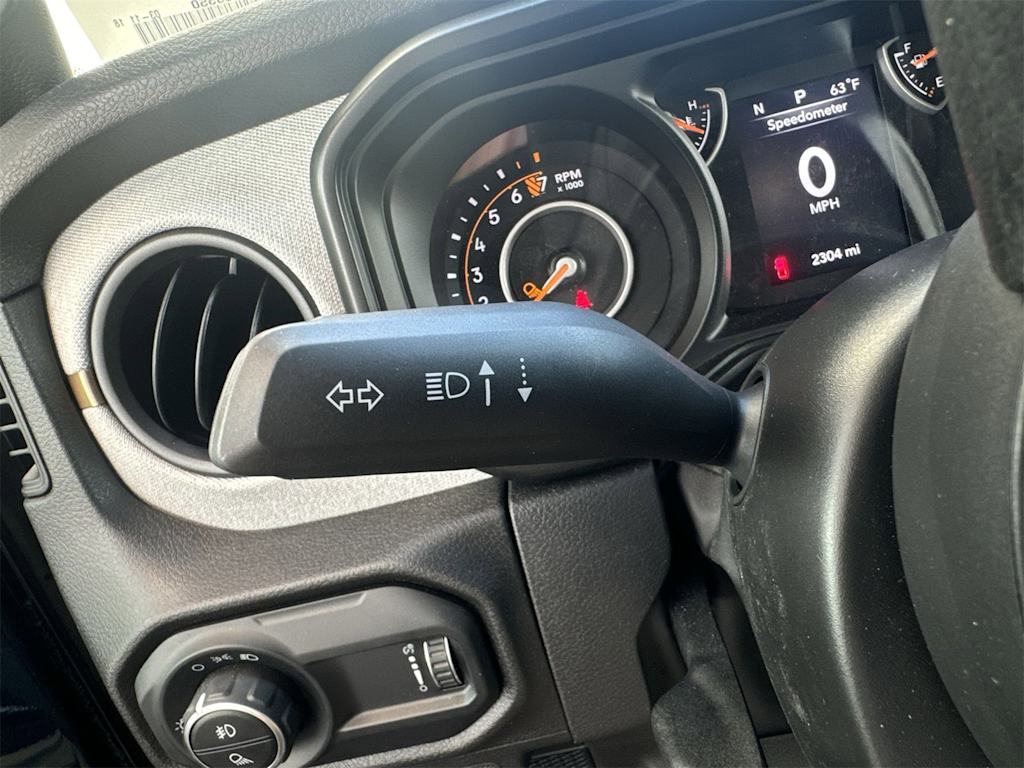 Thumbnail: 2025 Jeep Gladiator - 32