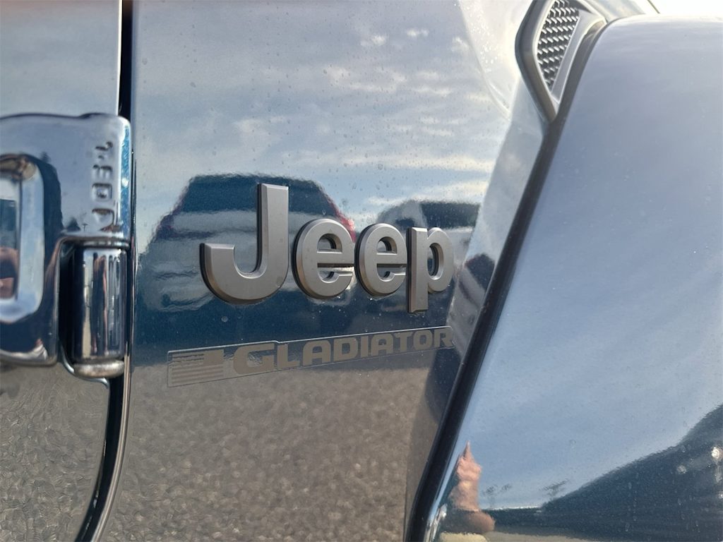 Thumbnail: 2025 Jeep Gladiator - 26