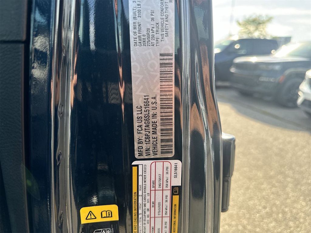 Thumbnail: 2025 Jeep Gladiator - 20