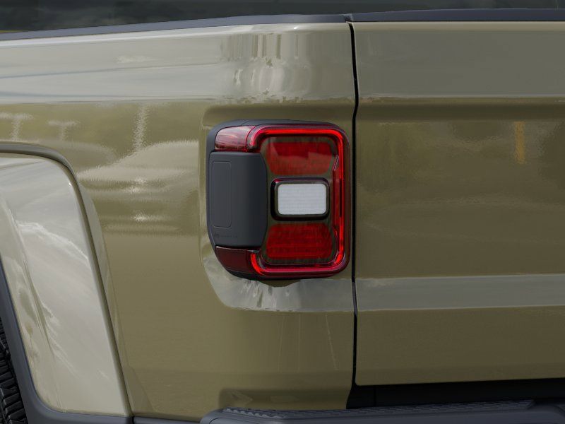 Thumbnail: 2026 Jeep Gladiator - 17