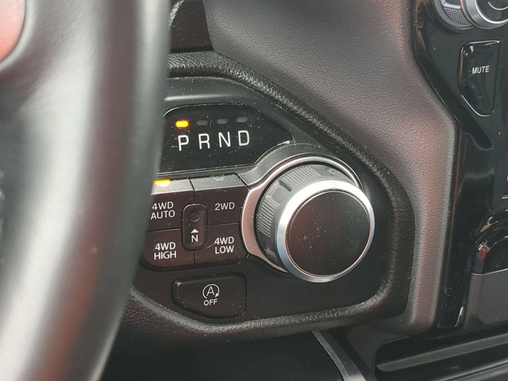 Thumbnail: 2023 RAM 1500 - 32