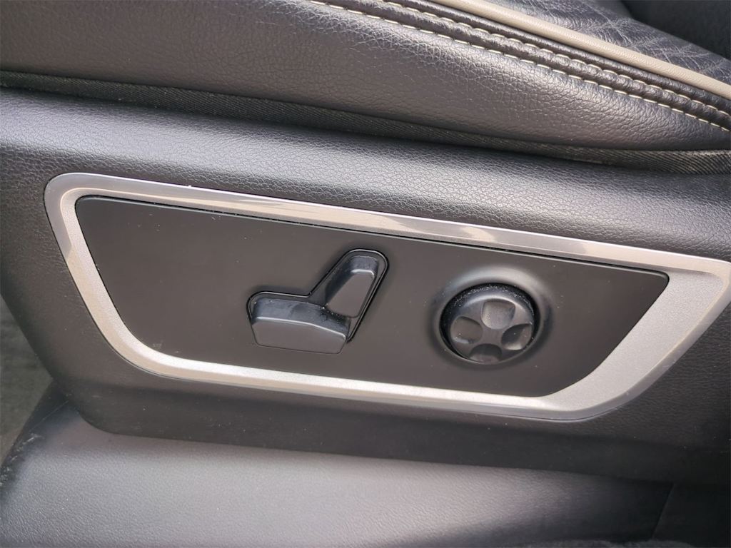 Thumbnail: 2020 RAM 1500 - 25