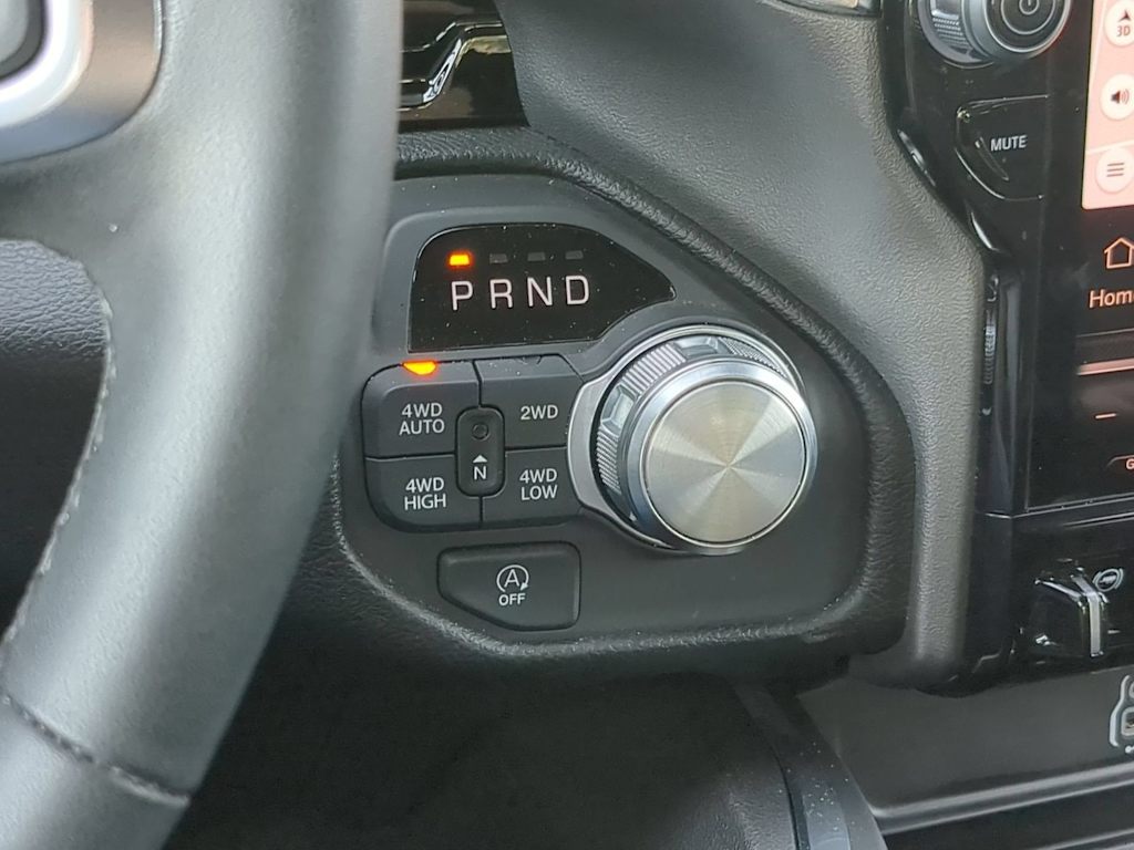 Thumbnail: 2025 RAM 1500 - 34