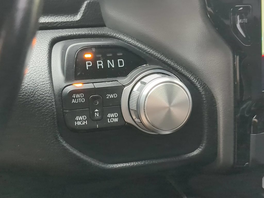 Thumbnail: 2020 RAM 1500 - 32