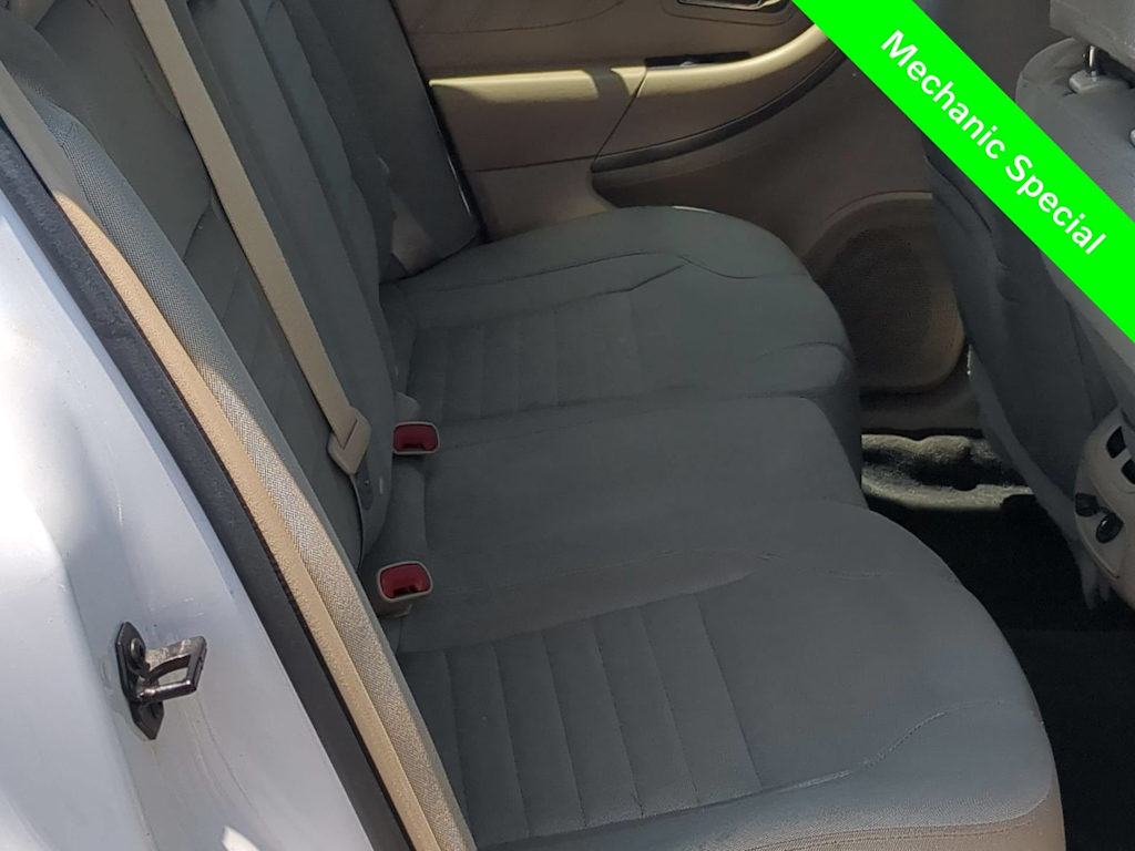 Thumbnail: 2015 Ford Taurus - 26