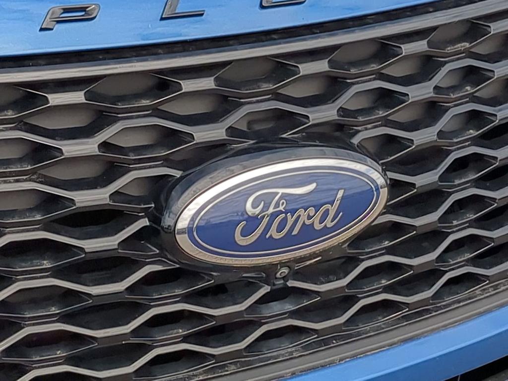 Thumbnail: 2020 Ford Explorer - 7