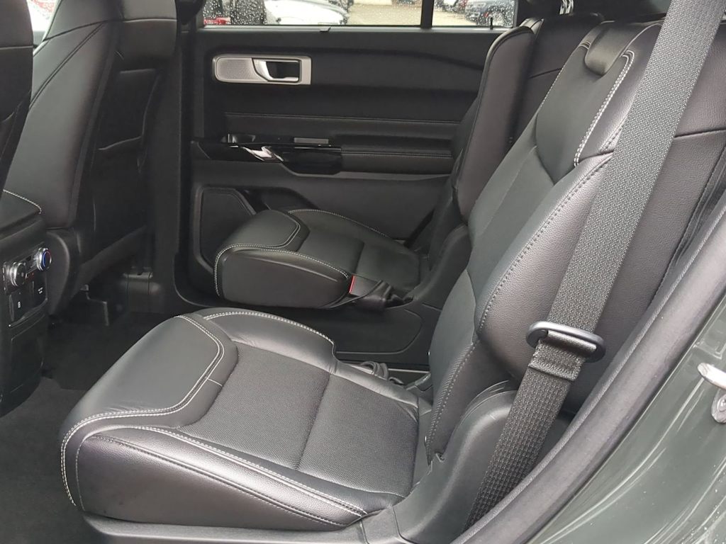 Thumbnail: 2022 Ford Explorer - 25