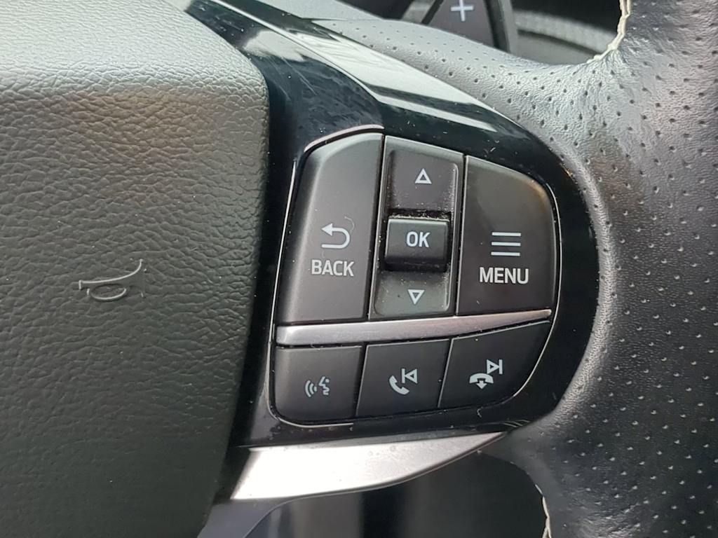 Thumbnail: 2022 Ford Explorer - 28