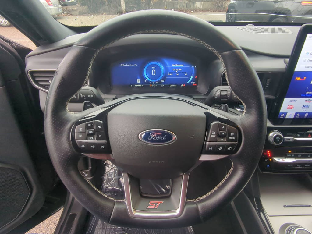 Thumbnail: 2022 Ford Explorer - 13