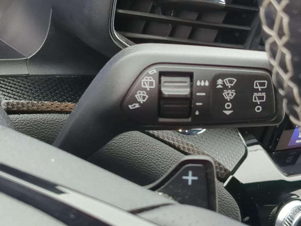 Thumbnail: 2022 Ford Explorer - 15