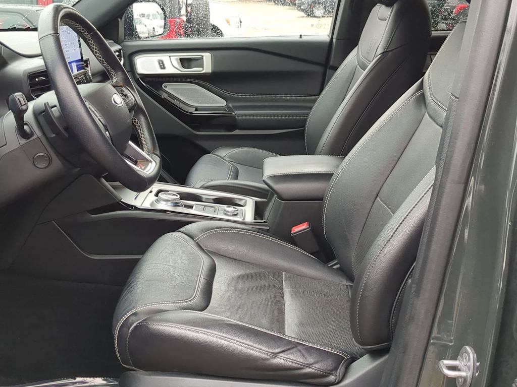 Thumbnail: 2022 Ford Explorer - 10