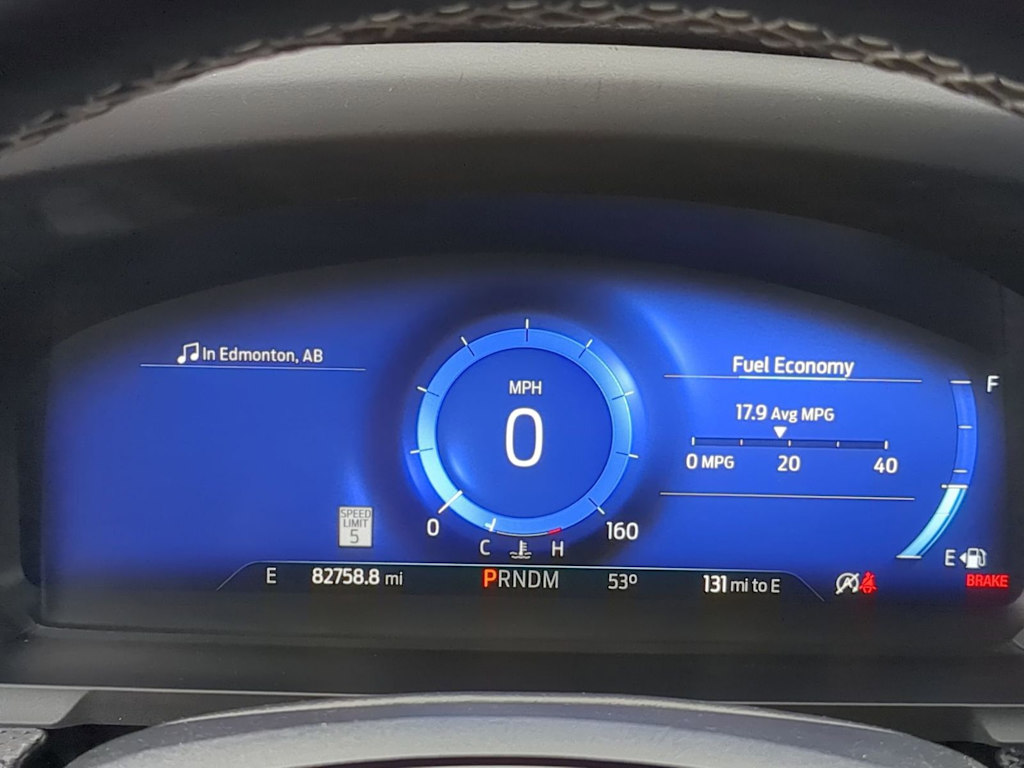 Thumbnail: 2022 Ford Explorer - 32