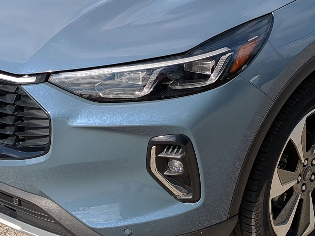 Thumbnail: 2023 Ford Escape - 23