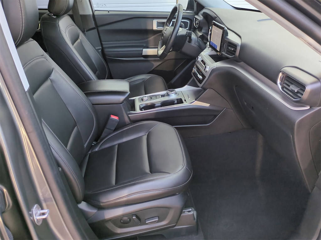 Thumbnail: 2023 Ford Explorer - 27