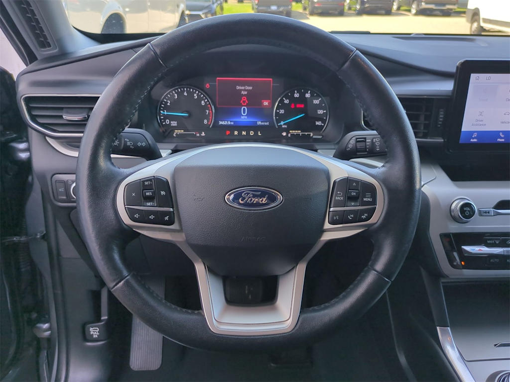 Thumbnail: 2023 Ford Explorer - 12