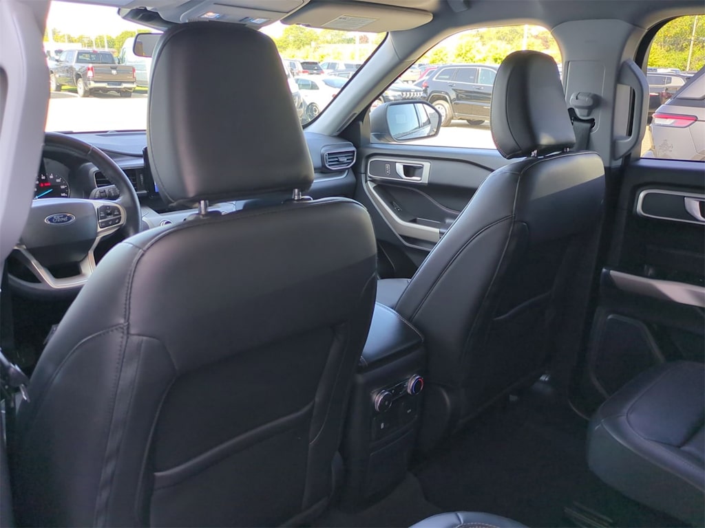 Thumbnail: 2023 Ford Explorer - 10