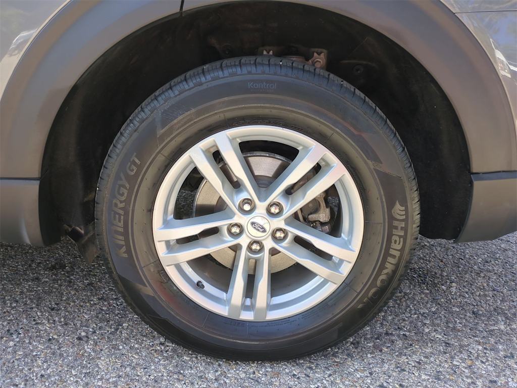 Thumbnail: 2023 Ford Explorer - 7