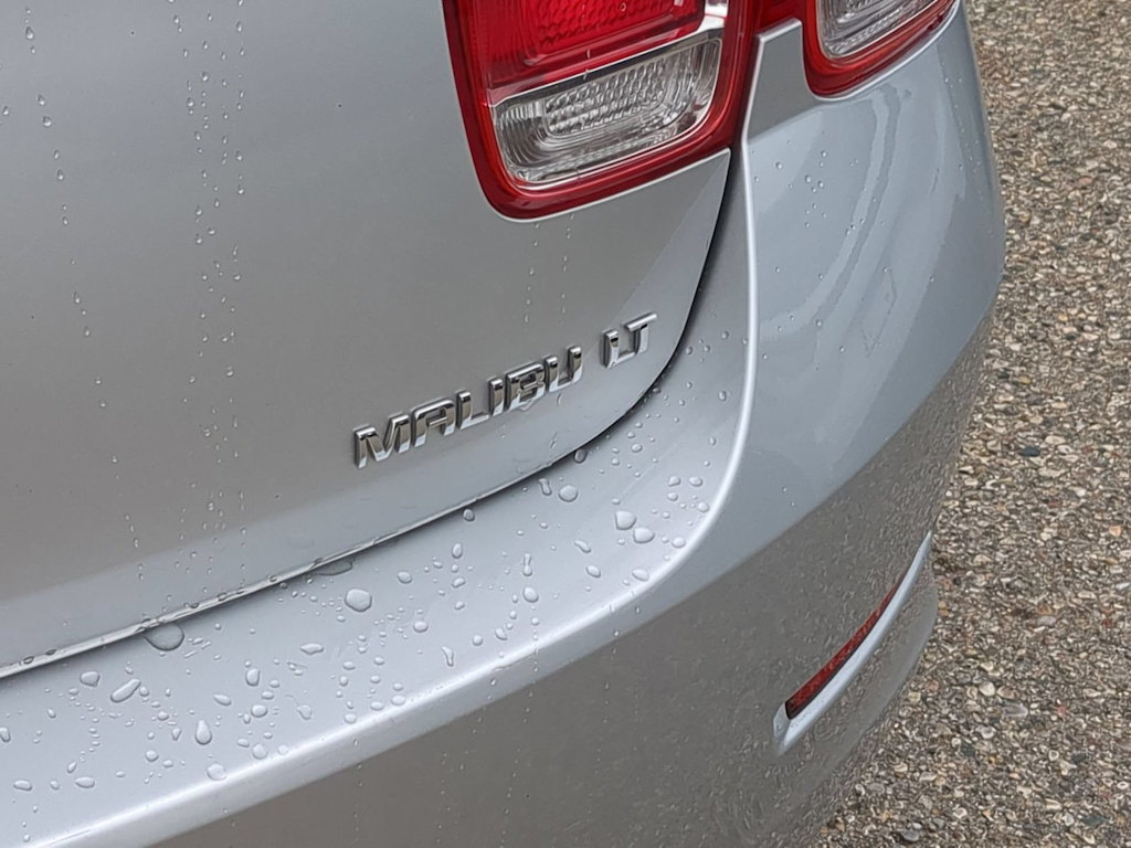 Thumbnail: 2016 Chevrolet Malibu - 24