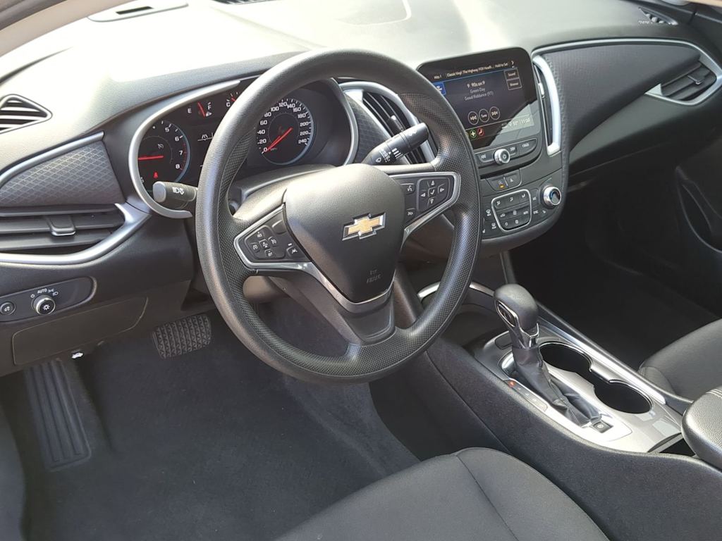 Thumbnail: 2023 Chevrolet Malibu - 2