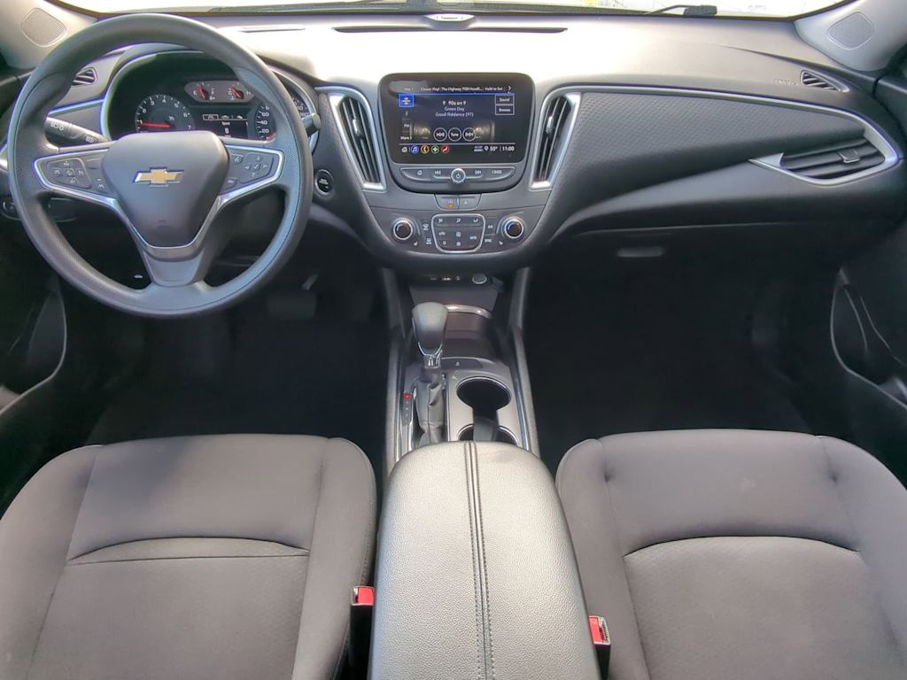 Thumbnail: 2023 Chevrolet Malibu - 8