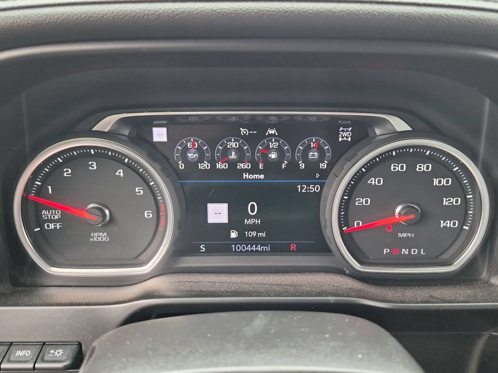 Thumbnail: 2020 Chevrolet Silverado 1500 - 17