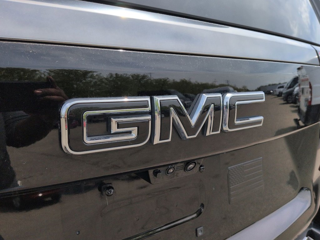 Thumbnail: 2025 GMC Yukon - 24