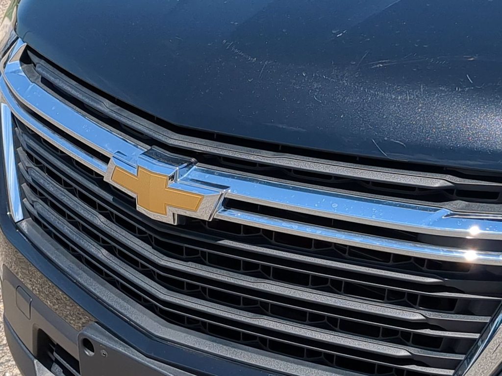 Thumbnail: 2023 Chevrolet Traverse - 24