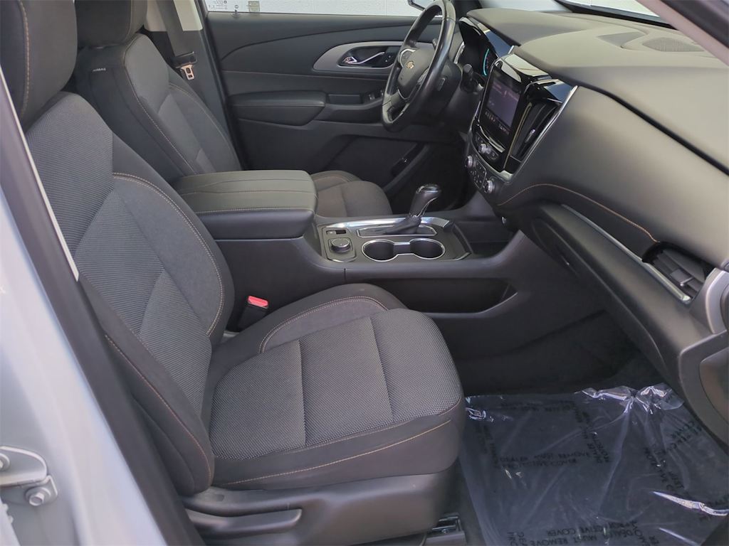 Thumbnail: 2020 Chevrolet Traverse - 11