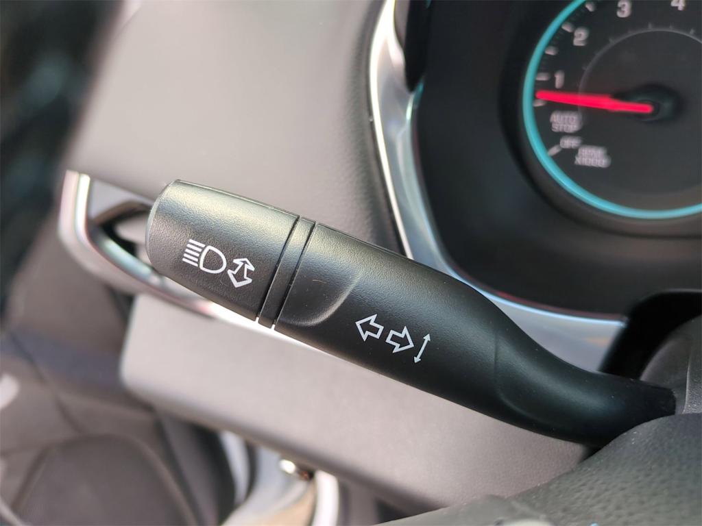 Thumbnail: 2020 Chevrolet Traverse - 31