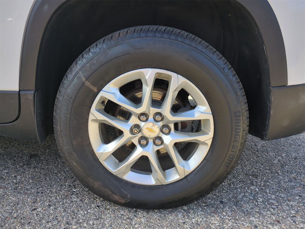 Thumbnail: 2020 Chevrolet Traverse - 8